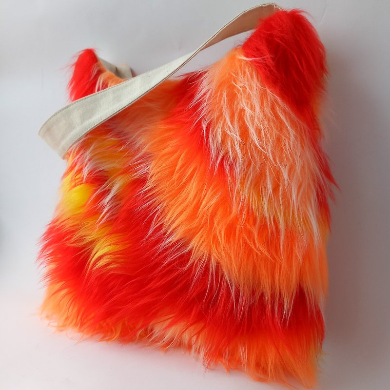 Double-sided colorful faux fur bag. Fluffy rainbow tote bag. Shaggy fur bag. - 手提包/手提袋 - 其他材質 多色