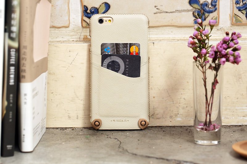 iPhone 6 PLUS /6S PLUS  / 5.5吋 極簡系列皮革保護套- 杏白 - 手機殼/手機套 - 真皮 白色