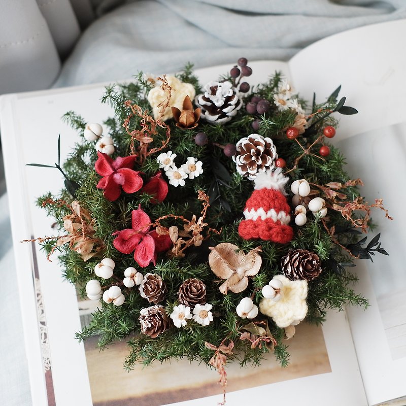 To be continued | Temperature cedar fruit crochet small Christmas wreath spot - Dried Flowers & Bouquets - Plants & Flowers Green