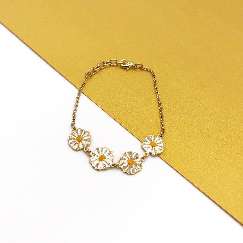 Daisy | Summer Collection Bracelet - Bracelets - Enamel Yellow