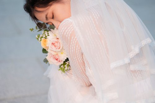 Brisa Bridal 花邊蕾絲頭紗  輕婚紗首選