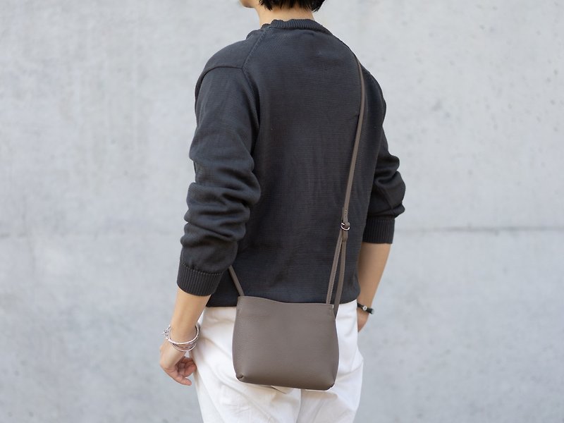 Pocket bag Etoupe - Messenger Bags & Sling Bags - Genuine Leather Khaki