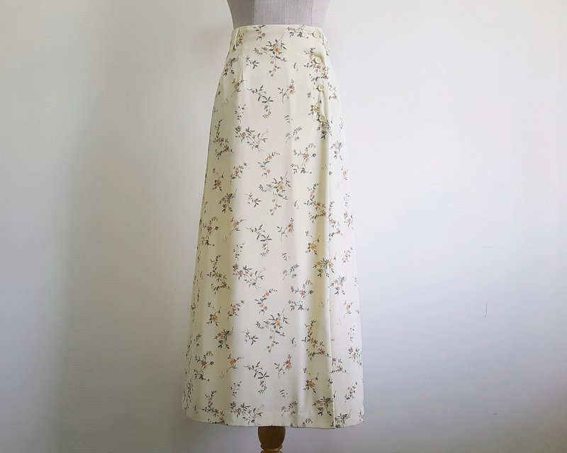 25 Waist Vintage Cream Floral Skirt Womens Wrap Midi Skirt Long A Line Skirt XS - 裙子/長裙 - 聚酯纖維 
