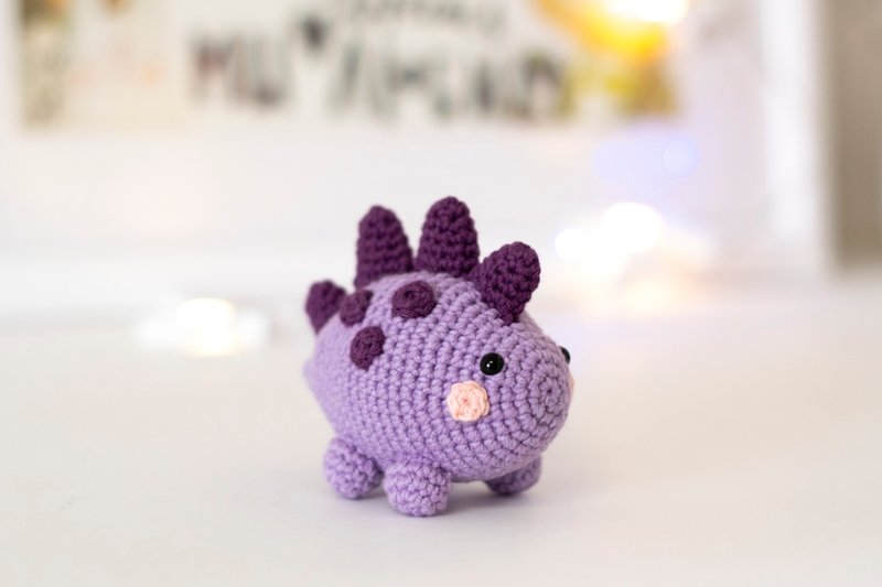 Stuffed dinosaur doll, cute crochet toy, triceratops soft figurine, 玩偶娃娃 手工玩具 - 寶寶/兒童玩具/玩偶 - 棉．麻 紫色