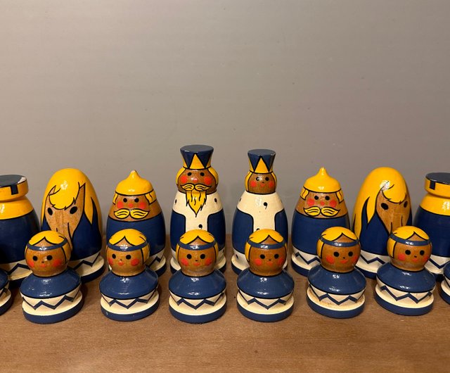 ソビエトの子供用チェスセット マトリョーシカ、1970 ～ 1980 年