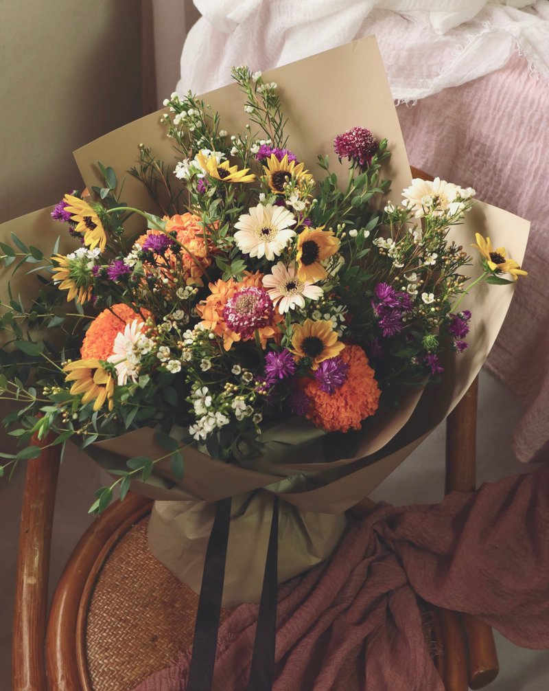 鮮花花束 求婚花束 情人節花束 生日花束 客製花束 祝賀花束 花禮 - 乾燥花/永生花 - 植物．花 
