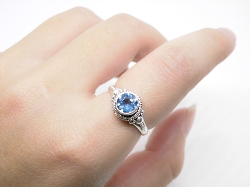 London Blue Topaz elegant blue topaz sterling silver ring inlaid hand-made in Nepal - General Rings - Gemstone Blue