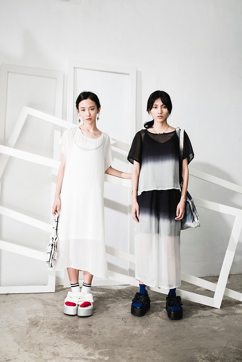 JUBY CHIU / Walking in the mist long spinning blouse - Overalls & Jumpsuits - Other Materials White