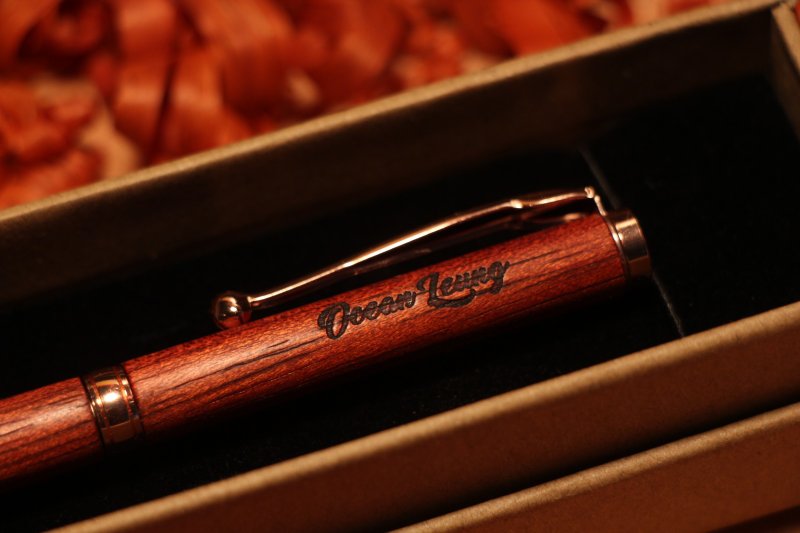 Wooden pen engraved name service - อุปกรณ์เขียนอื่นๆ - ไม้ ขาว