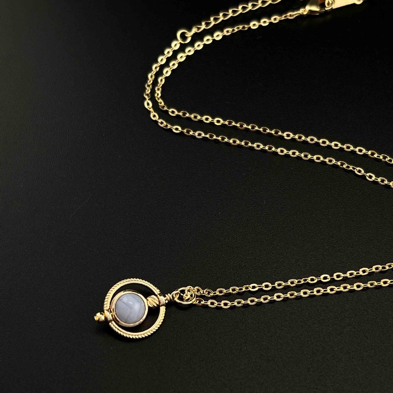 [Star Series] Natural stone stable blue agate ring gold necklace - Necklaces - Crystal White