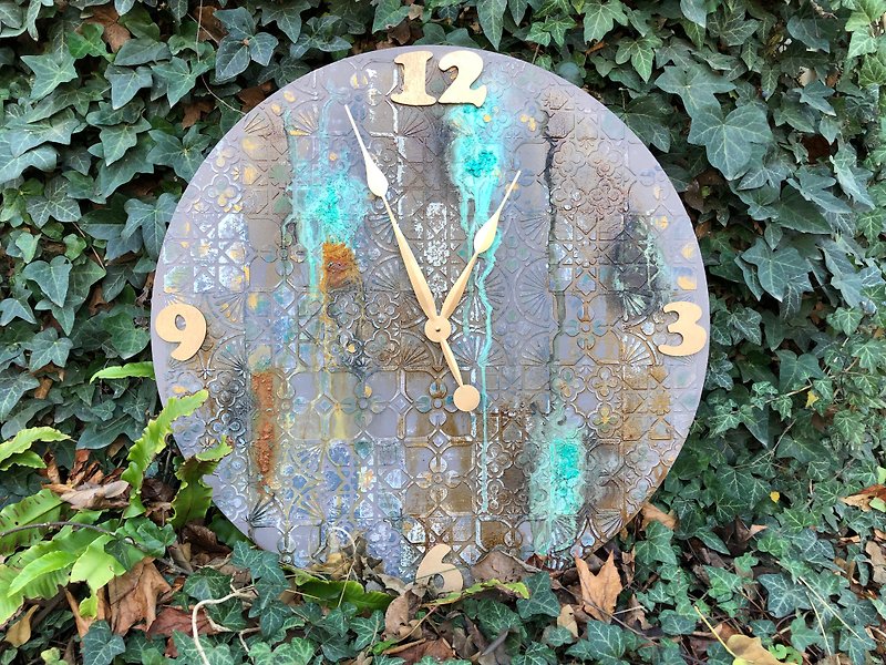 Large vintage rustic textural wall clock 26 inches, 66 cm, abstract wall clock - นาฬิกา - ไม้ สีน้ำเงิน