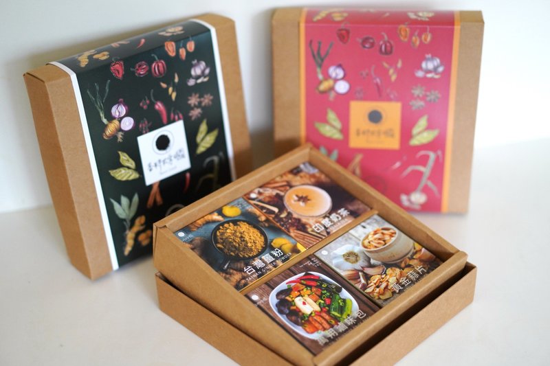 #Giftbox#Classic color box set of four - เครื่องปรุงรสสำเร็จรูป - กระดาษ สีแดง