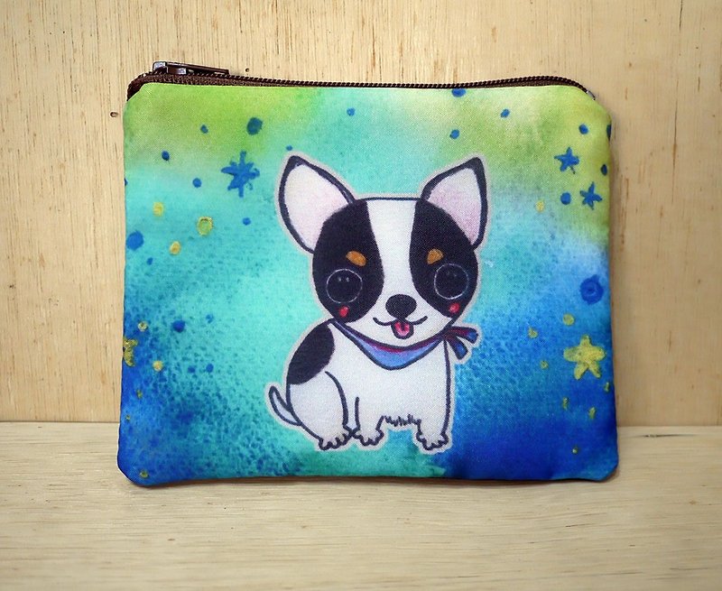 {Customizable handwritten name} Hand-painted rendering watercolor style pattern white apricot four-eyed Chihuahua key case coin purse card case - กระเป๋าใส่เหรียญ - วัสดุอื่นๆ หลากหลายสี