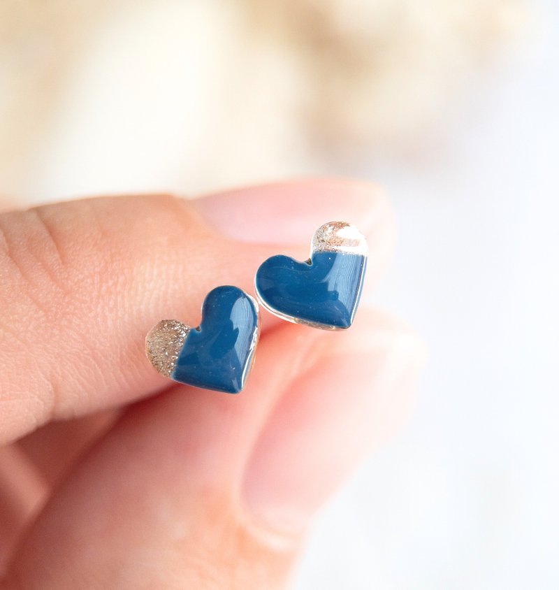 6ミリ 青 小粒 ハート ピアス イヤリング - 耳環/耳夾/耳骨夾 - 樹脂 藍色
