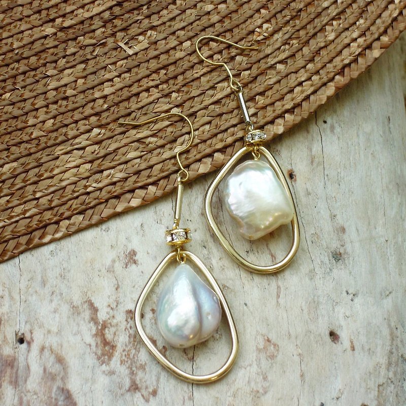 Silver coin pearl earrings - ต่างหู - ไข่มุก 