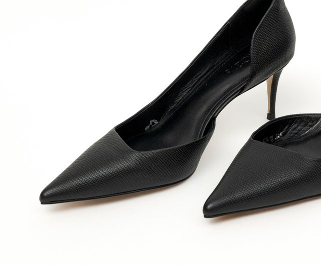 Elegant Diagonal Cutout Pointed Stiletto Shoes Black Embossed Color no216 Pinkoi