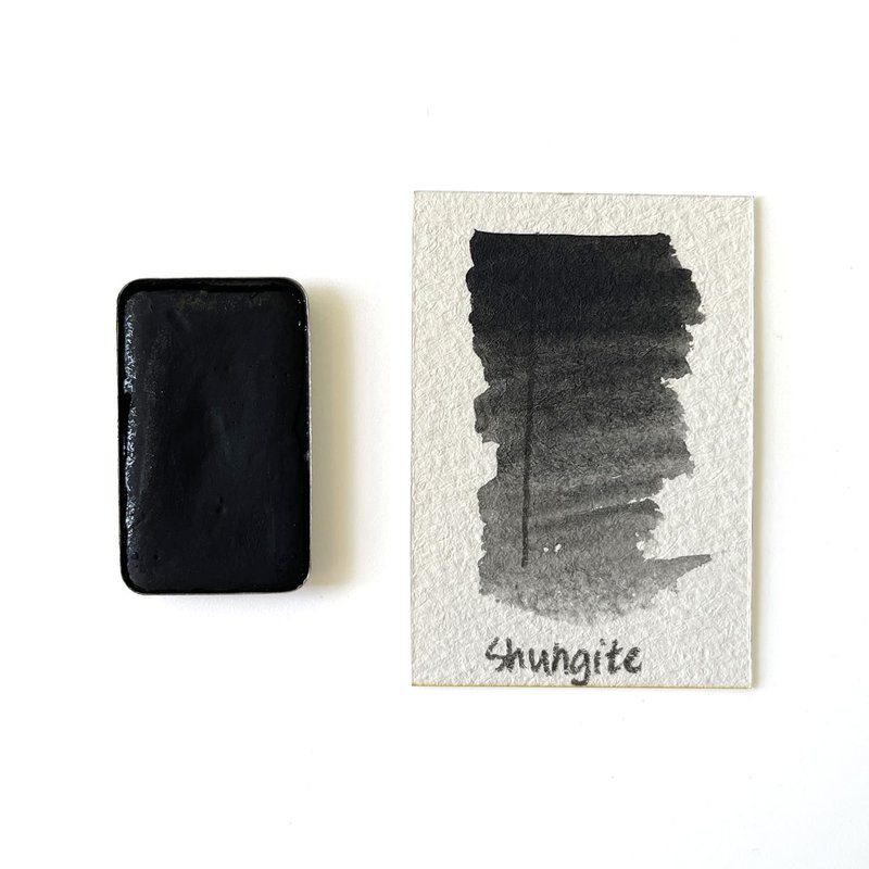 Shungite Black PBk6  - Handmade Honey Based Watercolor Half Pan 2ml L'oeil - อื่นๆ - สี สีดำ