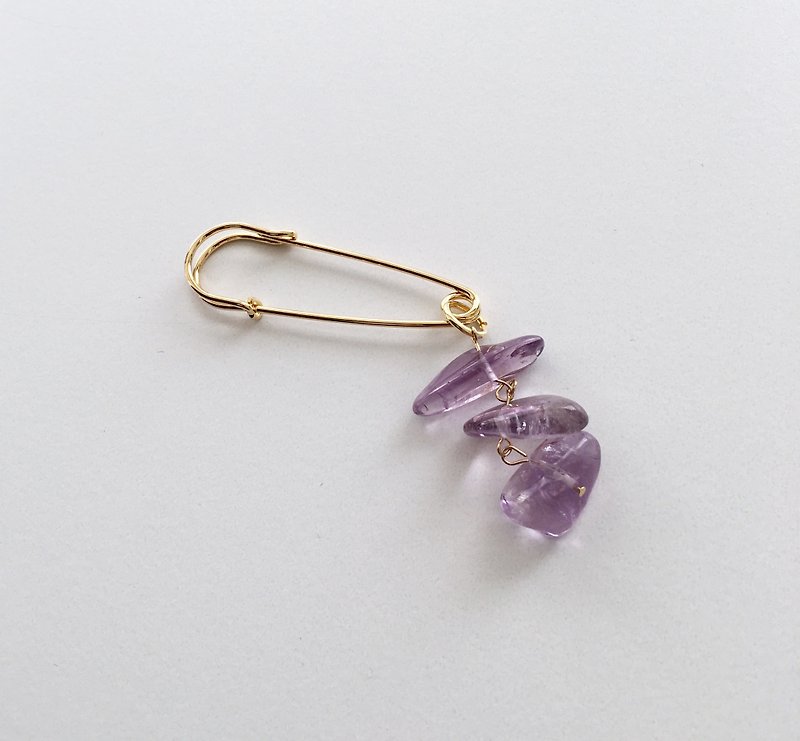 Stole pin February birthstone amethyst - Brooches - Gemstone Purple
