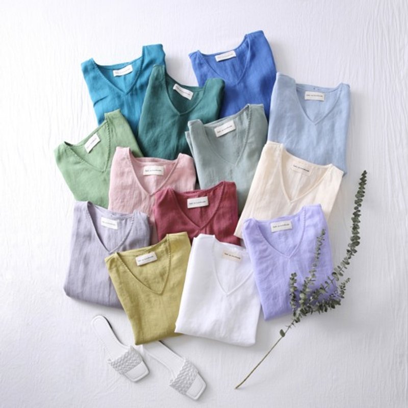 You'll want to buy more than one! A sophisticated and simple Linen blouse T-shirt available in 13 colors, 8/10 sleeves, V-neck 210404 - เสื้อผู้หญิง - ผ้าฝ้าย/ผ้าลินิน 