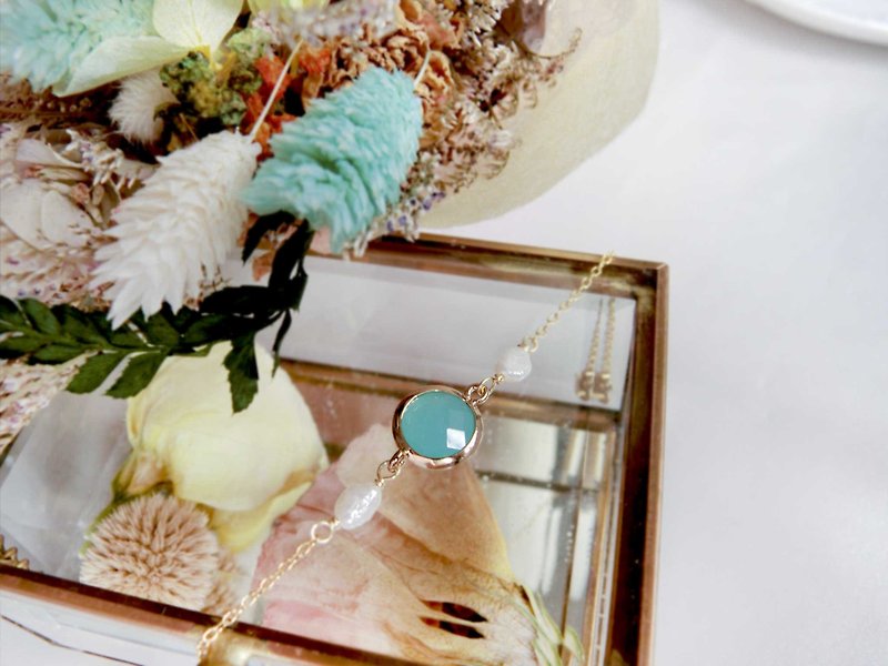 Full of gifts - colored gemstone pearl bracelet - Bracelets - Gemstone Multicolor
