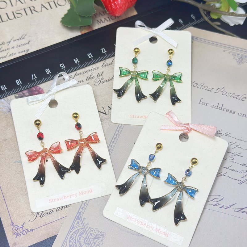 Red to black/green to black/blue to black bow earrings anti-allergic - ต่างหู - เรซิน สีดำ