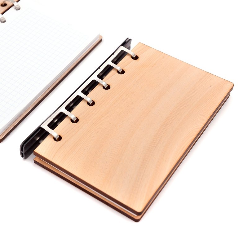台灣檜木筆記本|用A7六孔活頁便攜手帳紀錄美好的生活點滴 - 筆記本/手帳 - 木頭 金色