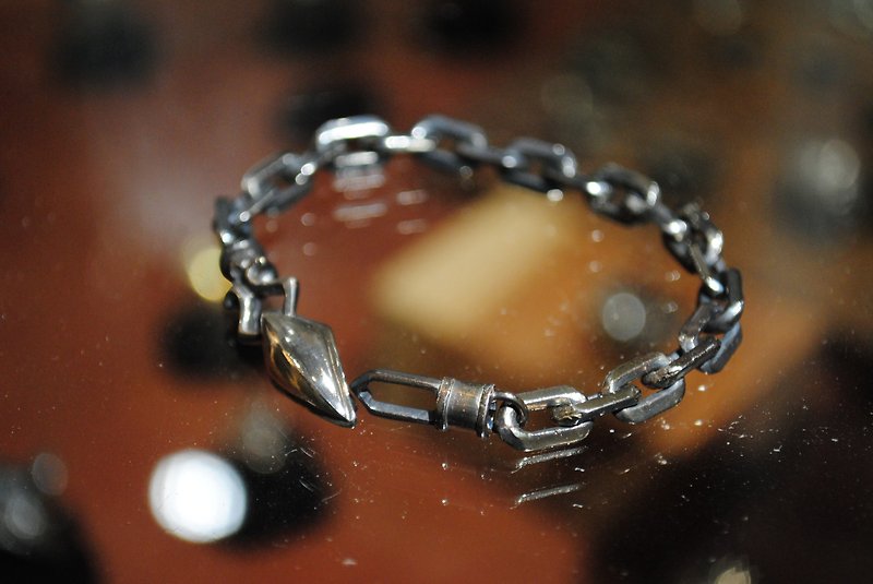Alarein/Handmade Silver Jewelry/Knight Series/Bracelet/Arrgo rough sterling silver version - สร้อยข้อมือ - เงินแท้ สีเงิน