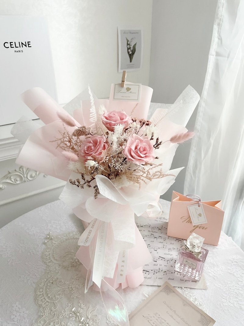 Gentle pink eternal rose bouquet - ช่อดอกไม้แห้ง - พืช/ดอกไม้ สึชมพู