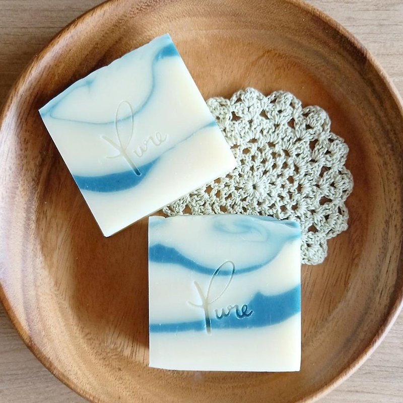 Pure pure handmade soap - sky relief soap (eliminate anxiety) - สบู่ - พืช/ดอกไม้ สีน้ำเงิน