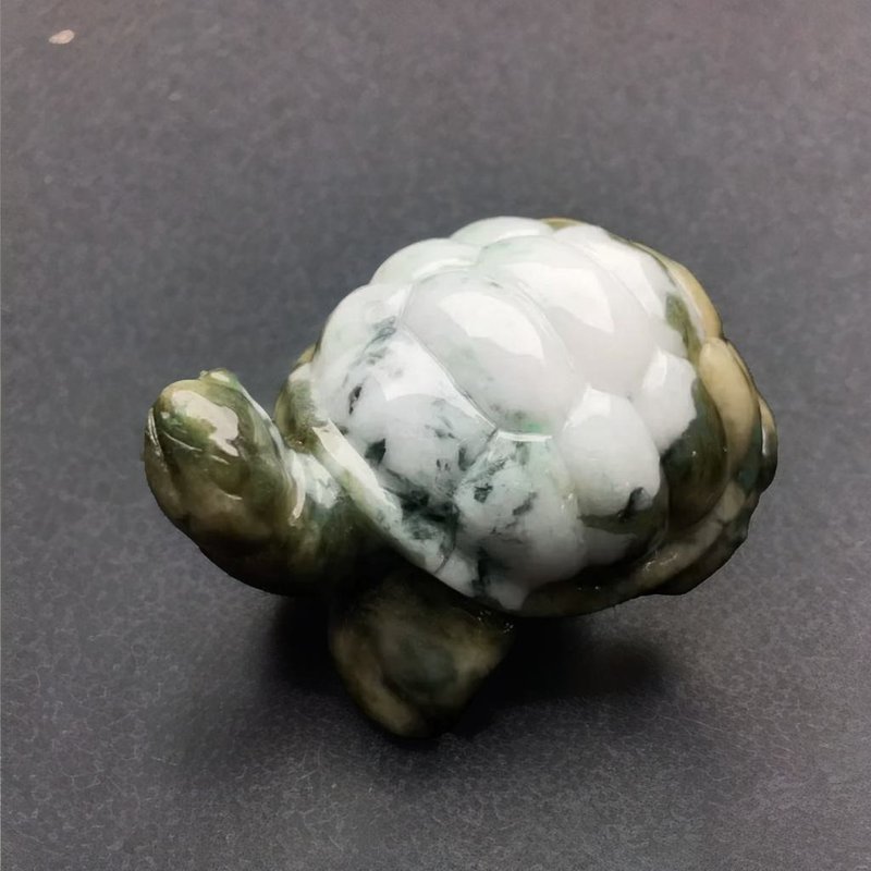 Three-color jade turtle ornaments | Natural Burmese jade jade A goods | Gifts - ของวางตกแต่ง - หยก หลากหลายสี