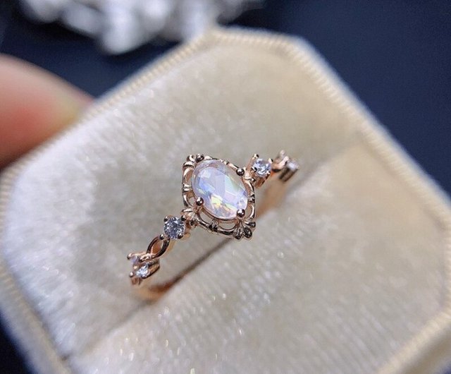 ムーンストーン リング / silk Moonstone Ring l | iichi 日々の