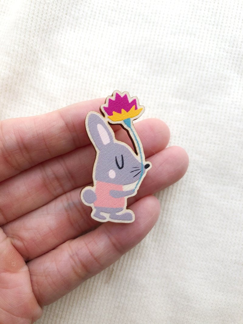 Rainy day small animal small gray rabbit wood pin brooch - เข็มกลัด - ไม้ สีเทา