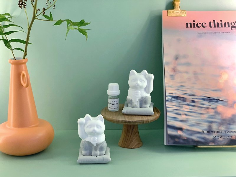 Yuanji Version Cement Lucky Cat Diffuser (Purchase a Pair) / Left and Right Waving / Cement Goo𠱸 - Fragrances - Cement Gray