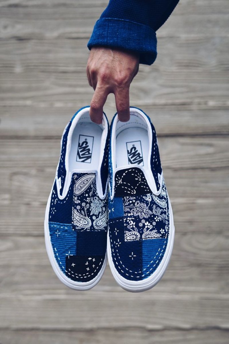 【YUKATA】Indigo dye embroidered patchwork Vans Slip On - Men's Casual Shoes - Cotton & Hemp 