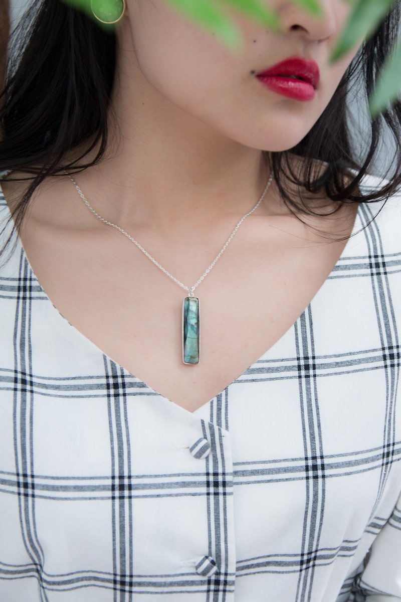 Personalized Rectangular labradorite sterling silver necklace - Necklaces - Gemstone Green