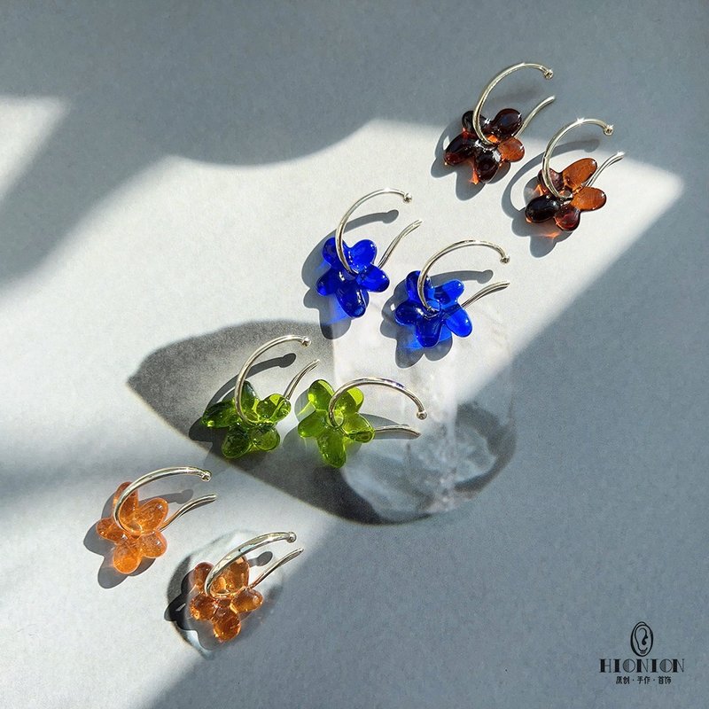 Hi Onion Spring Night Flowers Colorful Glass Flowers Niche No-Ear Piercing Ear Clips The owner keeps the feedback - Earrings & Clip-ons - Other Materials 