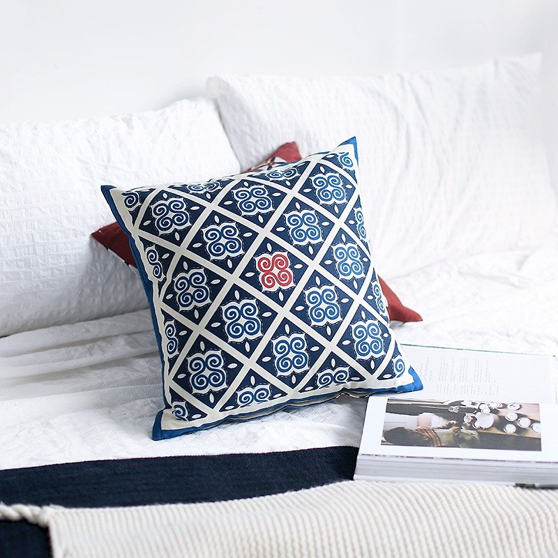Musical notes cotton and linen modern national retro Japanese style simple Nordic Chinese design pillow pillow cushion - Pillows & Cushions - Cotton & Hemp Blue