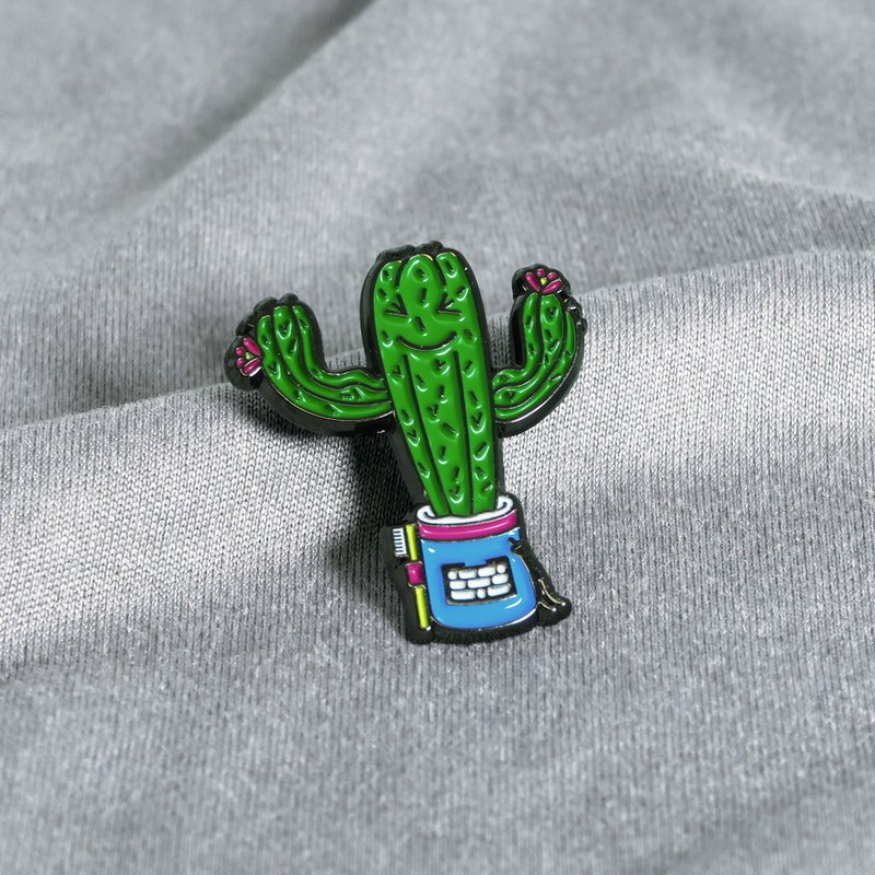 Campus Cactus Enamel Pin – Gift for Climbers and Boulderers – 攀岩針 – 등반 - เข็มกลัด/พิน - โลหะ หลากหลายสี