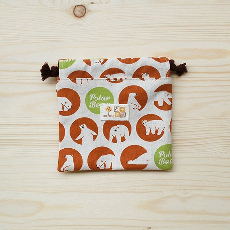 Close-up polar bear harness pocket (small) - Toiletry Bags & Pouches - Paper Orange