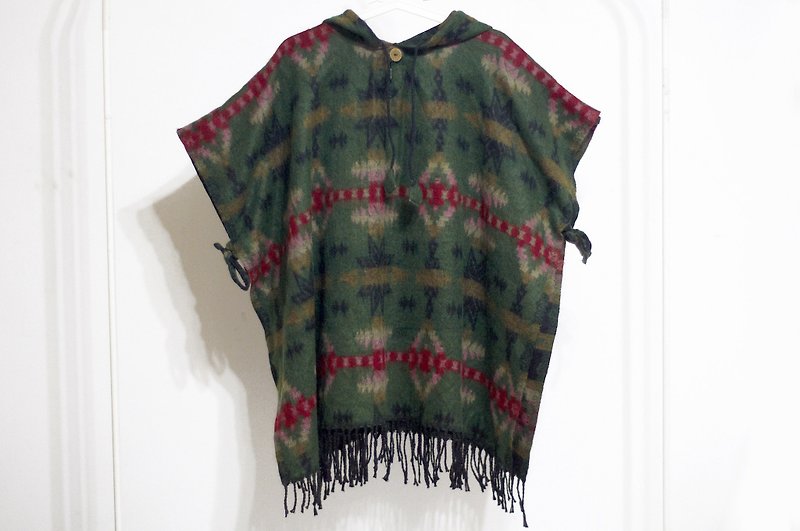 Knitted pure wool shawl / ethnic style cloak / Indian tassel shawl / Bohemian cloak shawl - green - Scarves - Wool Green