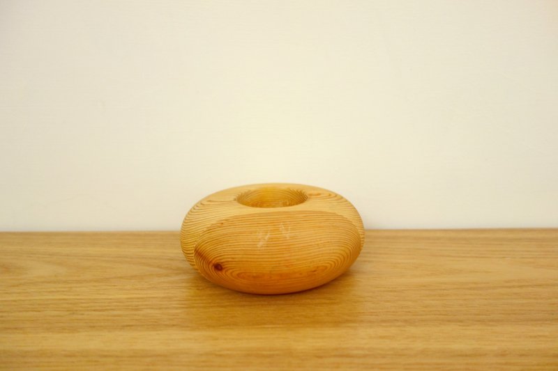 Nordic wood ball Candlestick - เทียน/เชิงเทียน - ไม้ สีนำ้ตาล