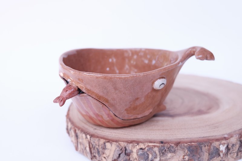 Whale Bowl , holder - Teapots & Teacups - Pottery Brown