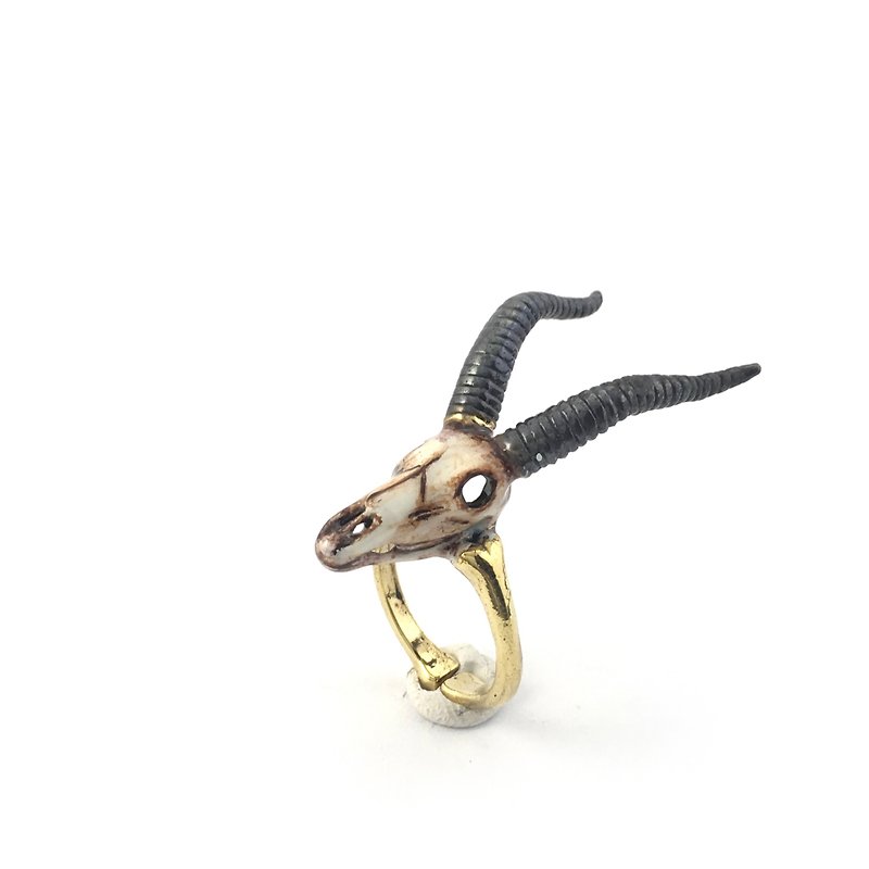 Zodiac Sea-Goat skull ring is for Capricorn in Brass and realistic color ,Rocker jewelry ,Skull jewelry,Biker jewelry - 戒指 - 其他金屬 