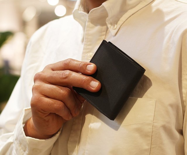 【新品】Tynd CV 帆布を採用したミニマルで薄い財布 ブラック Tynd CV 帆布を採用したミニマルで薄い財布