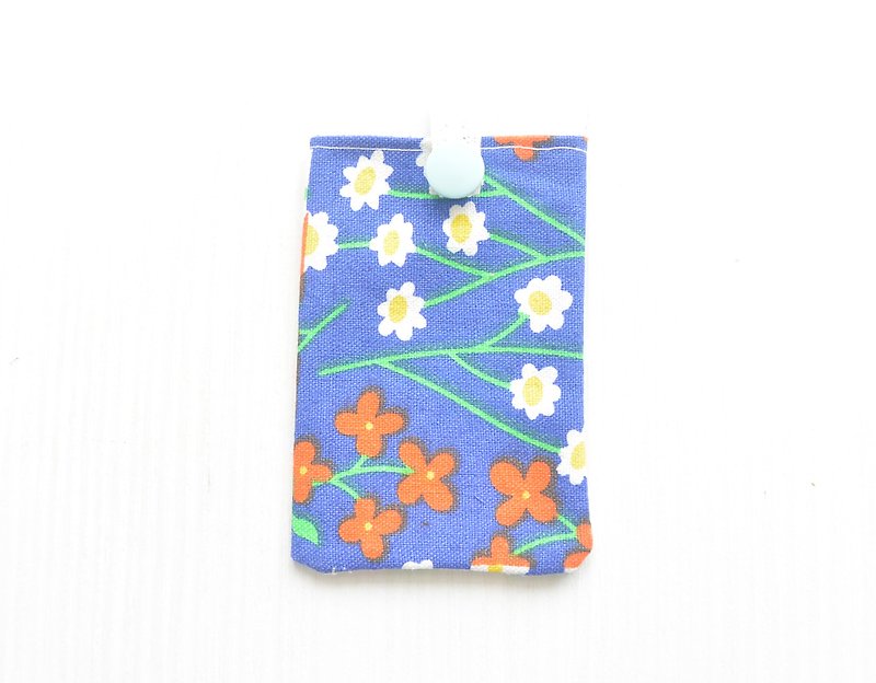 Hand made card holder-double-sided flowers - ที่ใส่บัตรคล้องคอ - ผ้าฝ้าย/ผ้าลินิน หลากหลายสี