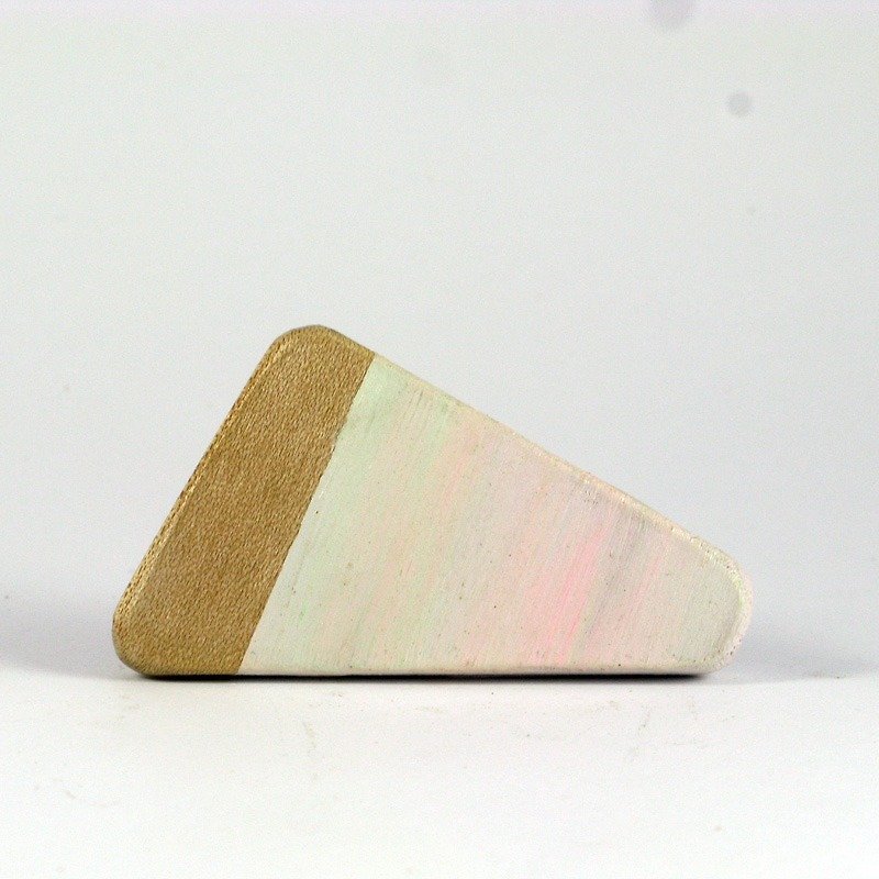 Brightly colored hand-painted wooden triangle badge (arc) - เข็มกลัด - ไม้ หลากหลายสี
