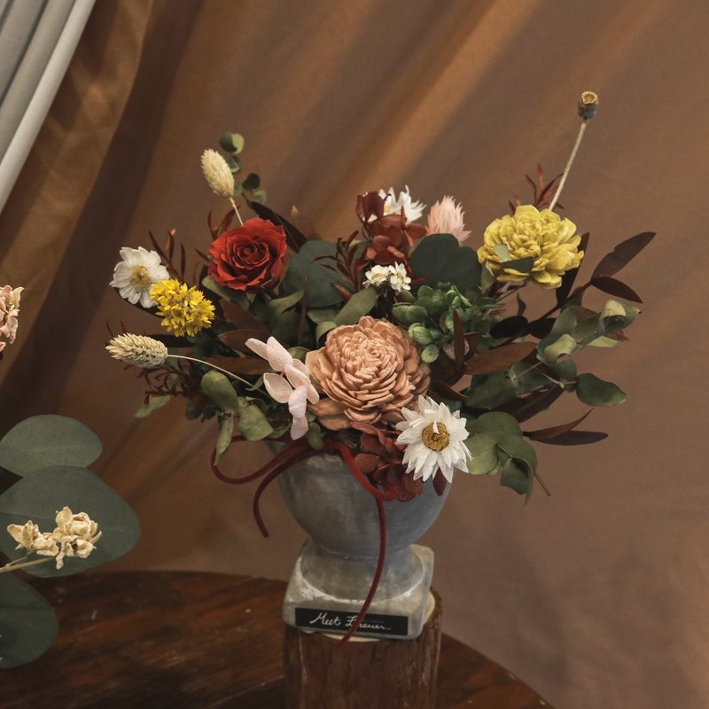 【遇見恆久】舊夢時光永生花復古水泥盆栽 可加購禮盒 - 乾燥花/永生花 - 植物．花 