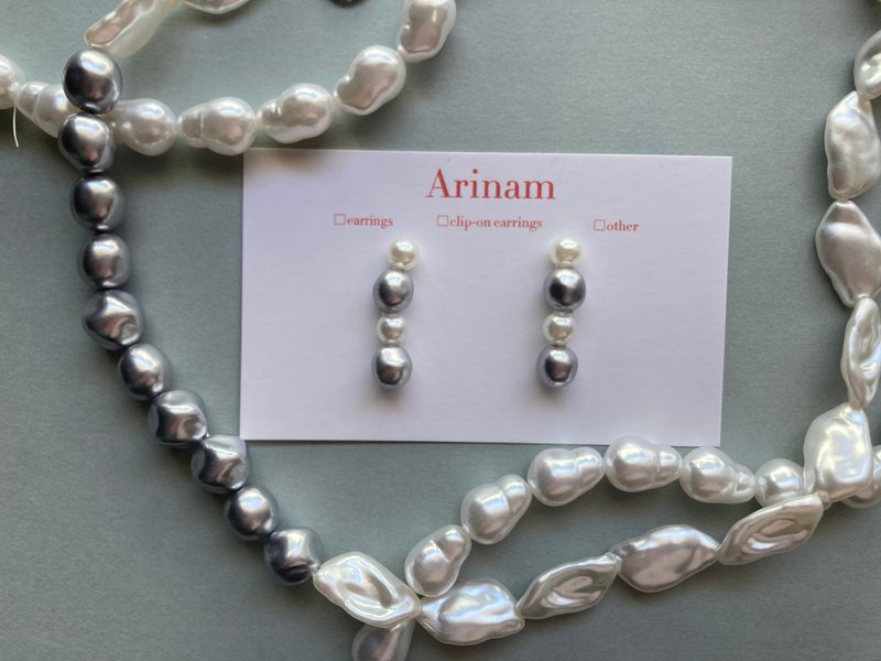 white × gray balock pearl ( earring / clip on earring  ) - Earrings & Clip-ons - Pearl Silver