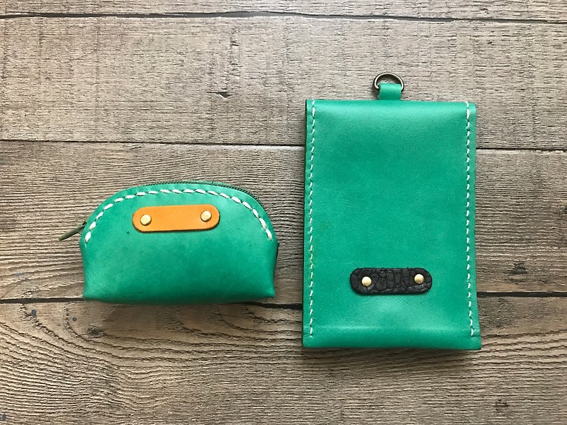 POPO │ blessing bag │ two kinds of 399│ genuine leather - ที่ใส่บัตรคล้องคอ - หนังแท้ สีเขียว
