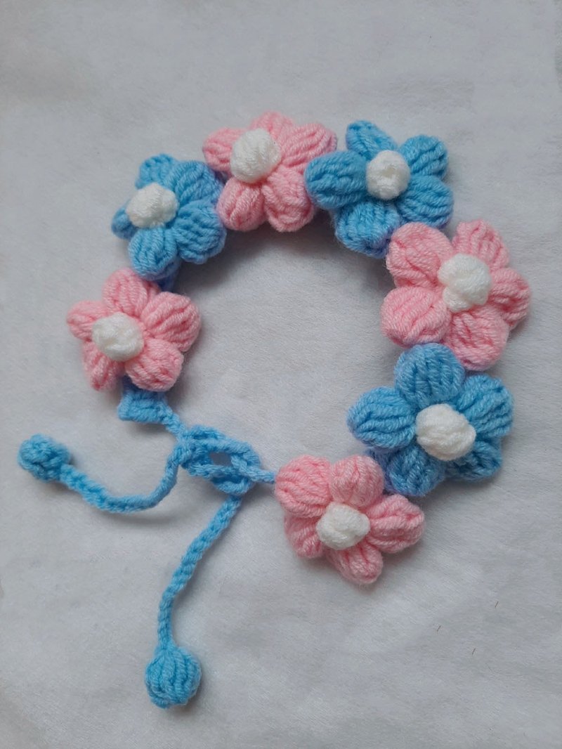 Cloudy BLUE-PINK FLORAL Cat collar Crochet Handmade - ปลอกคอ - เส้นใยสังเคราะห์ สีน้ำเงิน